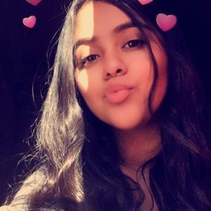 Meet your Posher, Crystal